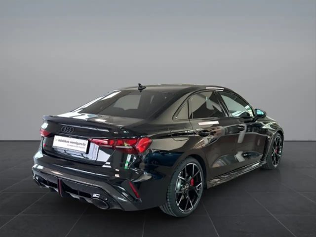 Audi RS3 S-Tronic Sedan