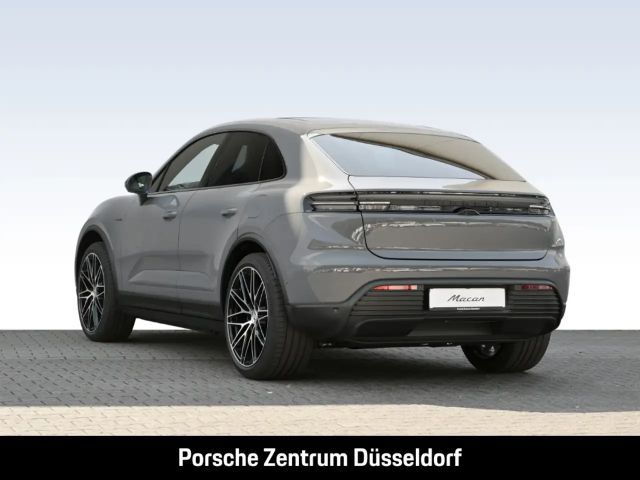 Porsche Macan 4