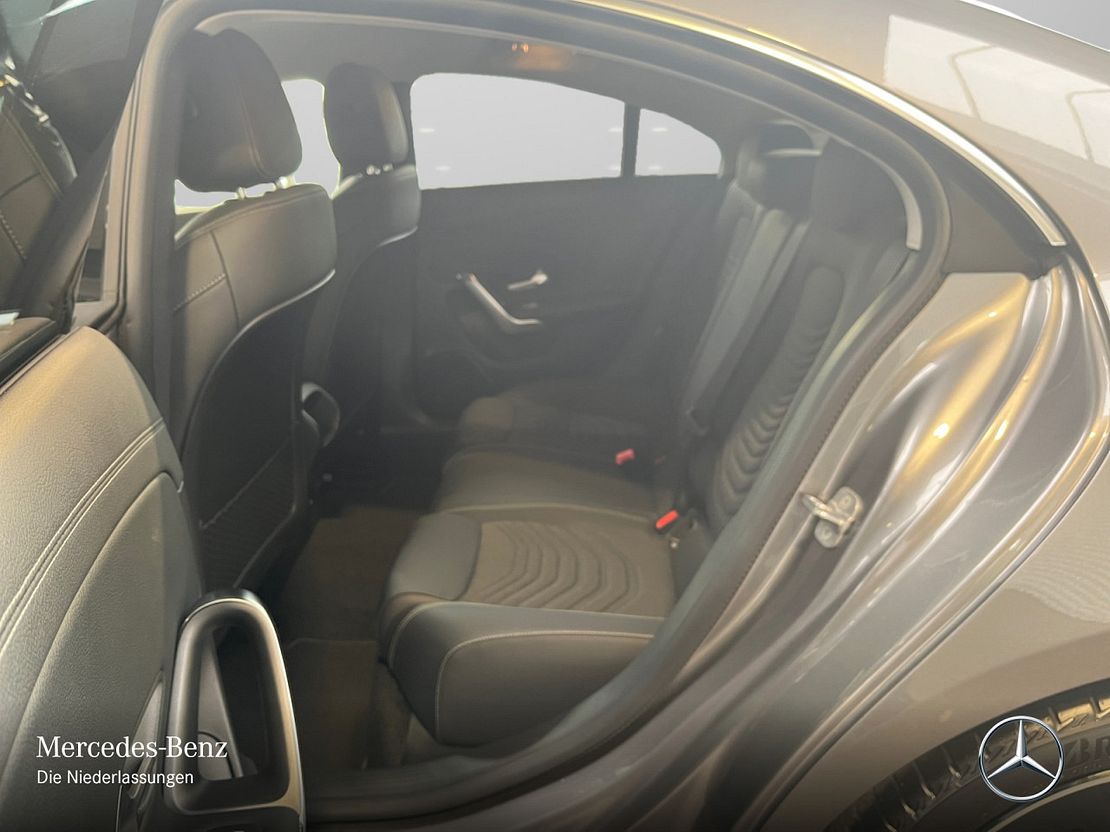 Mercedes-Benz CLA 180 Coupé