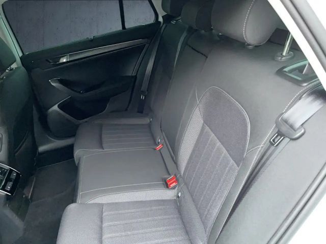 Skoda Superb 2.0 TDI Combi Style Style