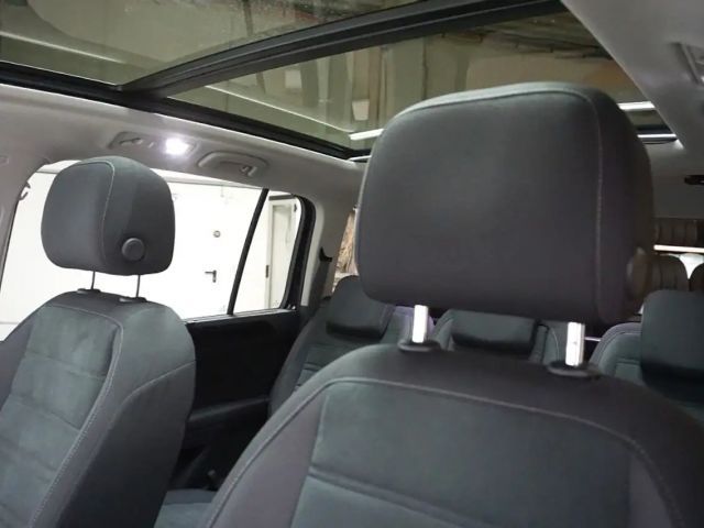 Volkswagen Touran 2.0 TDI DSG