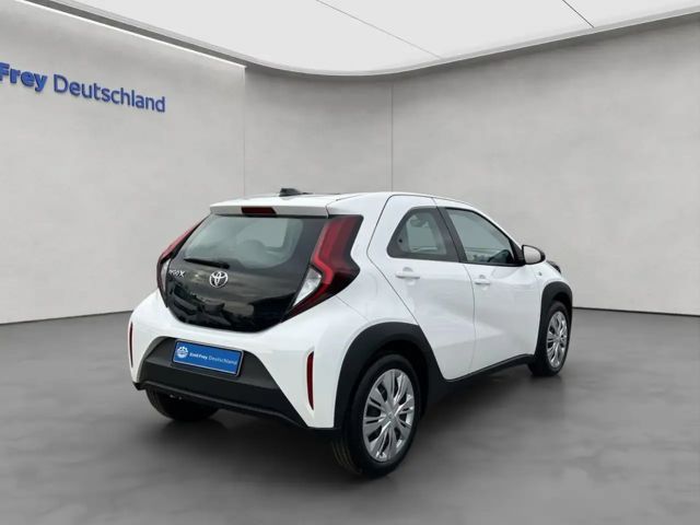Toyota Aygo X 1.0 VVT-i Hatchback Play S-CVT