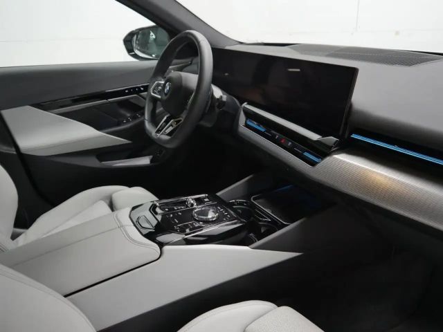 BMW 520 520d M-Sport Touring