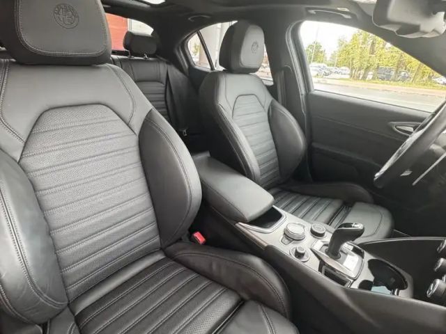 Alfa Romeo Giulia Q4 Veloce