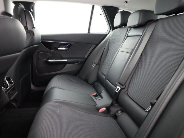 Mercedes-Benz C 200 AVANTGARDE C 200 d Estate