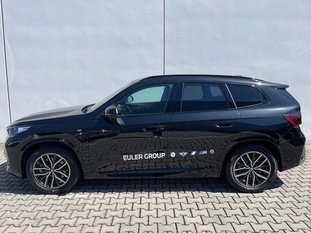 BMW iX1 xDrive30