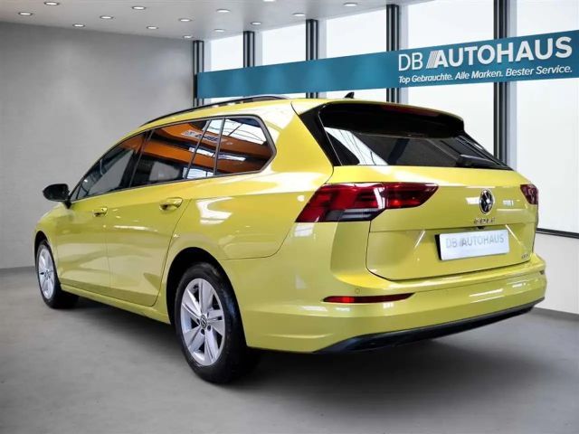 Volkswagen Golf 1.5 eTSI DSG Life