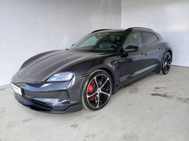 Porsche Taycan 4S Cross Turismo