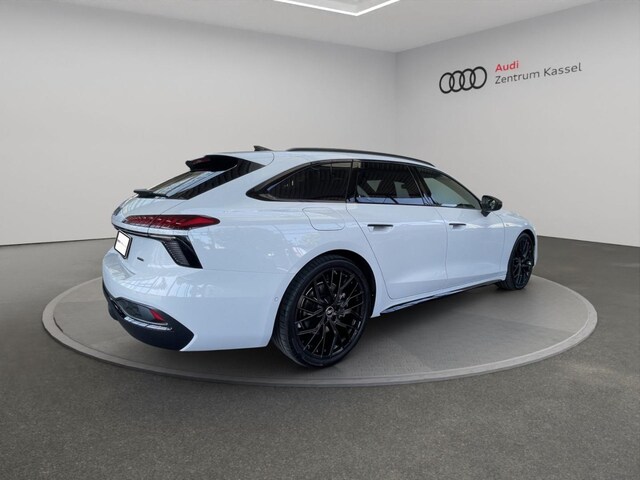 Audi A6 Avant Quattro S-Tronic