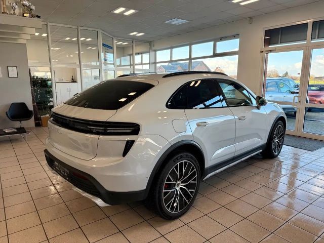 Porsche Macan Turbo