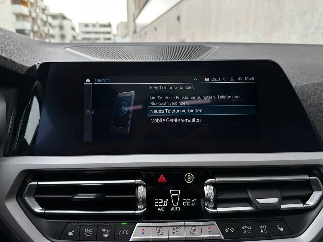 BMW 330 330e Sedan