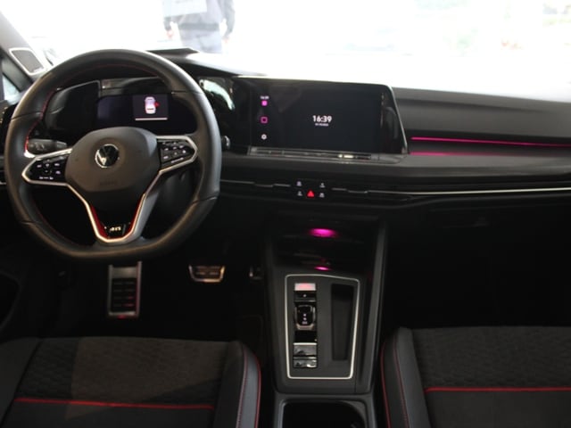 Volkswagen Golf 2.0 TSI Golf VIII