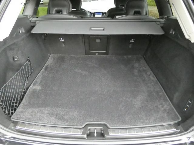 Volvo XC60 'Inscription PHEV' #AWD #360 #AHK #MASSAGE