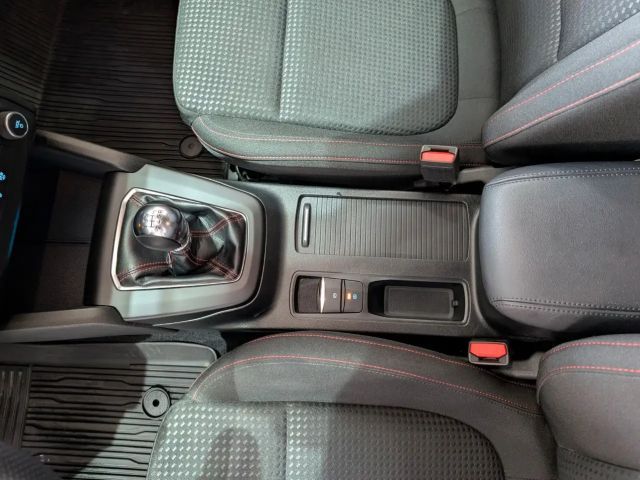 Ford Focus EcoBoost ST Line Wagon