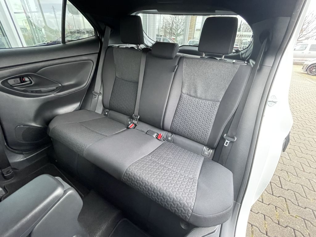 Toyota Yaris Cross 5-deurs Team D