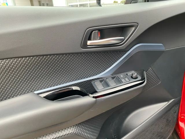 Toyota C-HR Hybride Team D