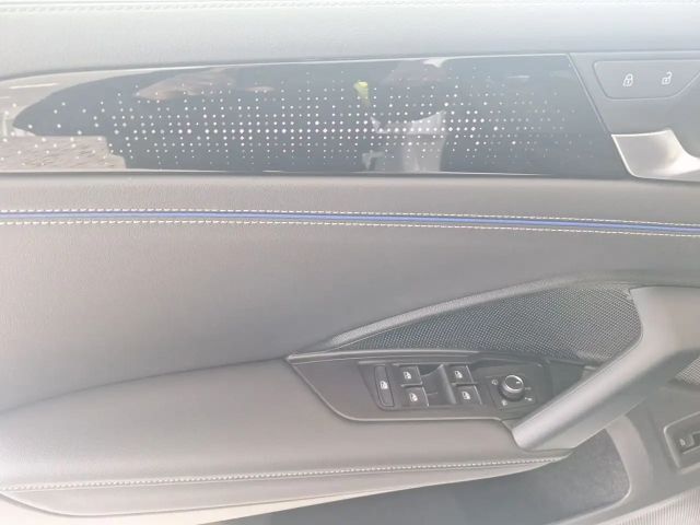 Volkswagen Tiguan 4Motion R-Line