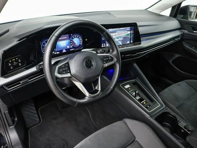 Volkswagen Golf 2.0 TSI DSG Golf VIII Style