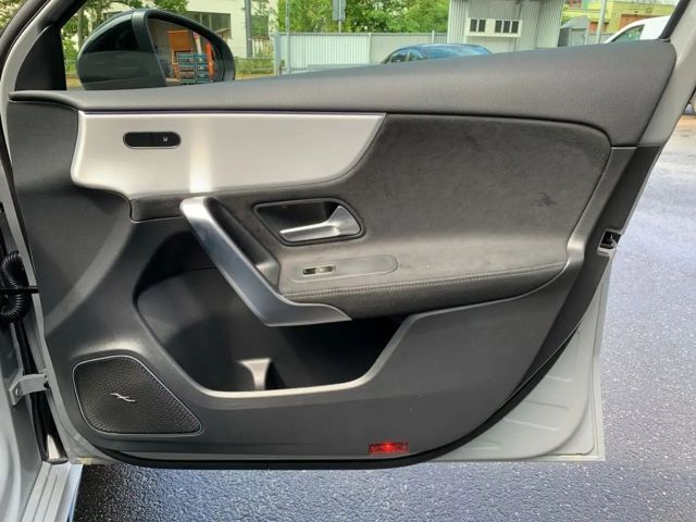 Mercedes-Benz A 180 A-Klasse