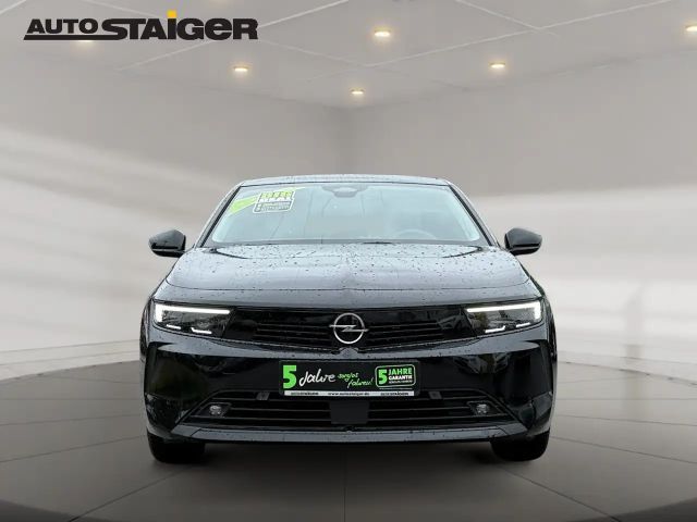 Opel Astra Business Elegance