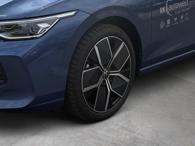 Volkswagen Golf DSG Golf VIII Style Variant