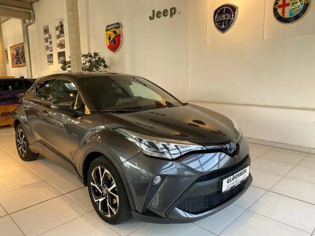 Toyota C-HR Hybride Team D