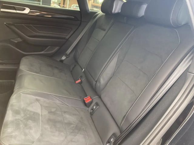 Volkswagen Arteon R-Line eHybrid