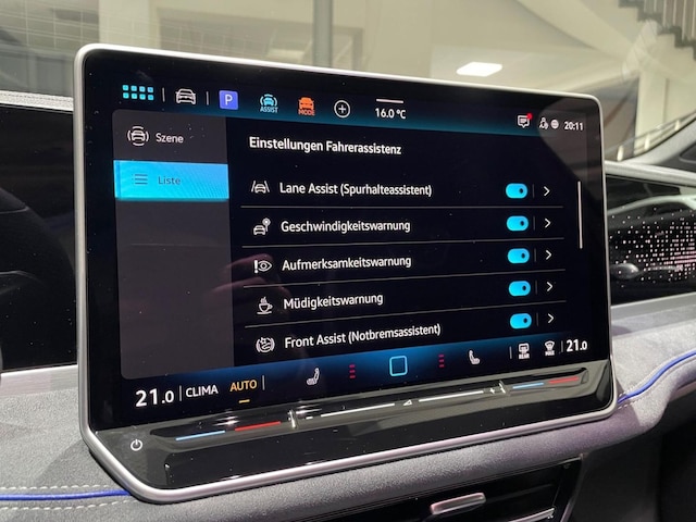 Volkswagen Passat DSG R-Line