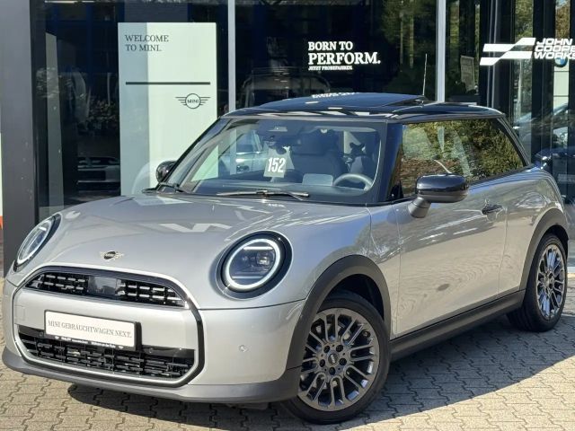 MINI Cooper Classic Trim PANO HuD DA PA LenkradHzg