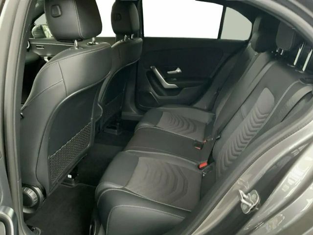 Mercedes-Benz A 180 Progressive