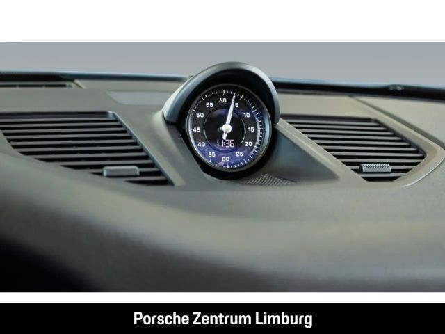 Porsche 992 Cabrio Carrera