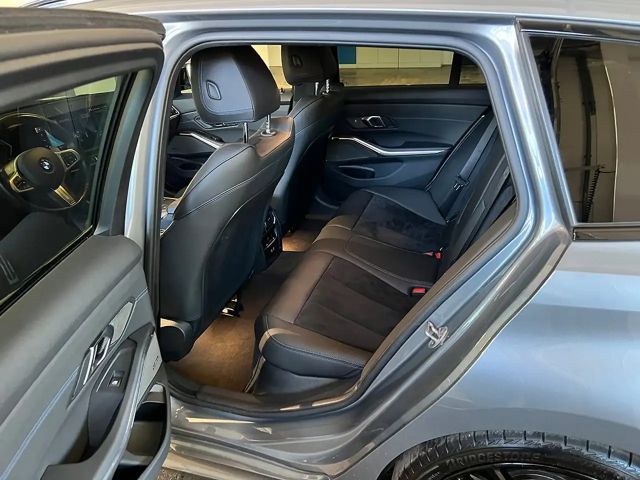 BMW 320 320d Touring xDrive