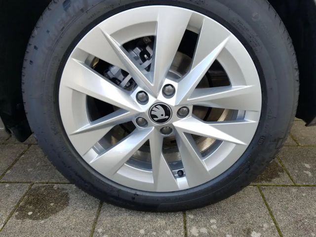 Skoda Octavia Selection