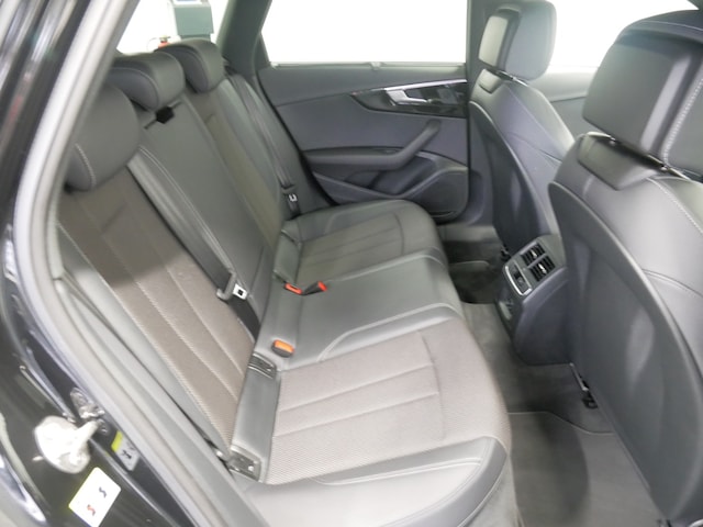 Audi A4 40 TDI Avant Quattro S-Line S-Tronic