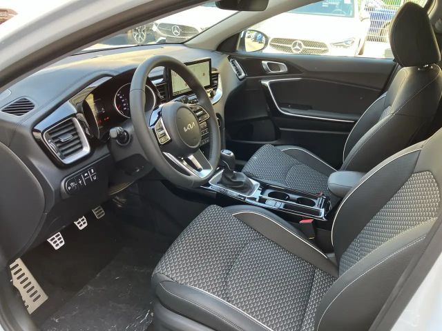 Kia XCeed GOLD 18' Aluräder, JBL Soundsystem