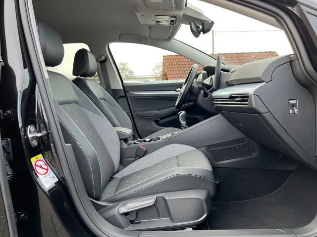 Volkswagen Golf ACT Plus