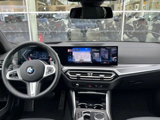 BMW 330 330i M-Sport Sedan xDrive