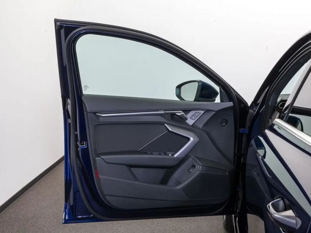 Audi A3 35 TFSI S-Tronic Sedan