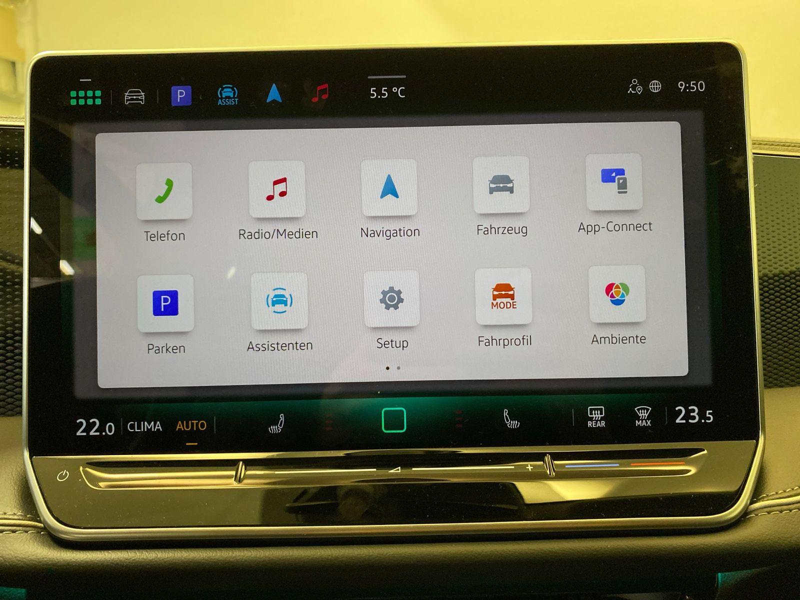 Volkswagen Passat 1.5 eTSI Business Variant