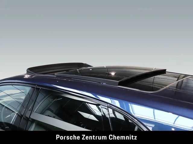 Porsche Cayenne Black Edition