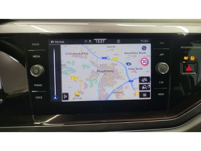 Volkswagen Polo 1. 0 TSI KLIMA, NAVI, MATRIX-LED