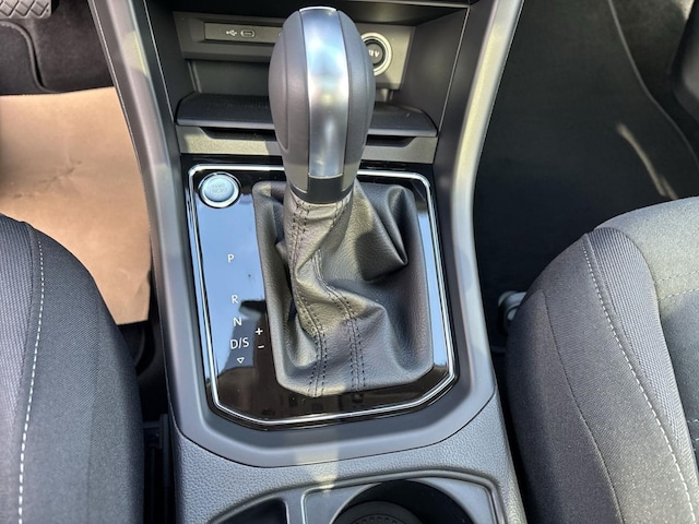 Volkswagen Touran Touran 1.5 TSI Highline DSG+LED+PANO+KAMERA+AHK