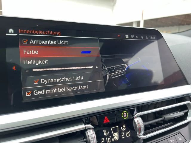 BMW 330 330e M-Sport Touring xDrive