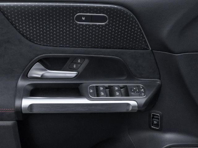 Mercedes-Benz GLB 250 4MATIC