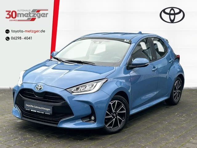 Toyota Yaris Hatchback Hybride Team D