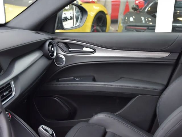 Alfa Romeo Stelvio AT8 Q4 TI Veloce