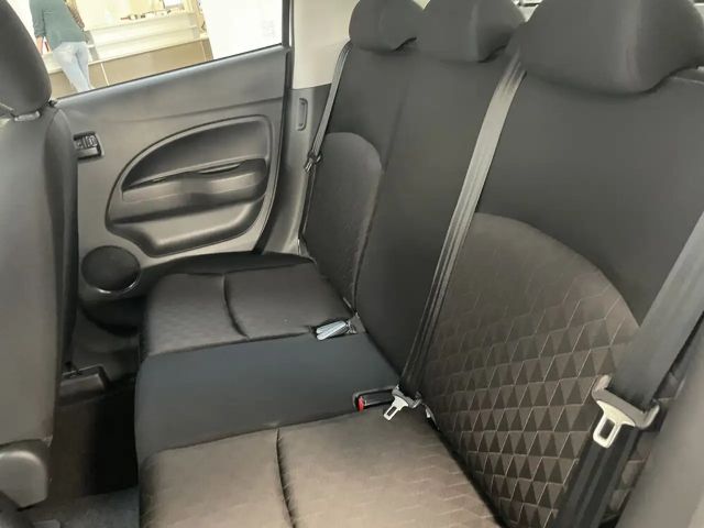 Mitsubishi Space Star Invite Star