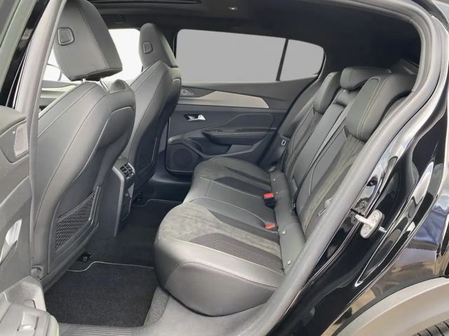 Peugeot 408 GT-Line Hybrid