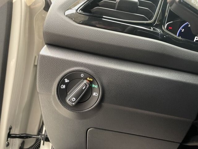 Volkswagen T-Roc 1.5 TSI DSG R-Line