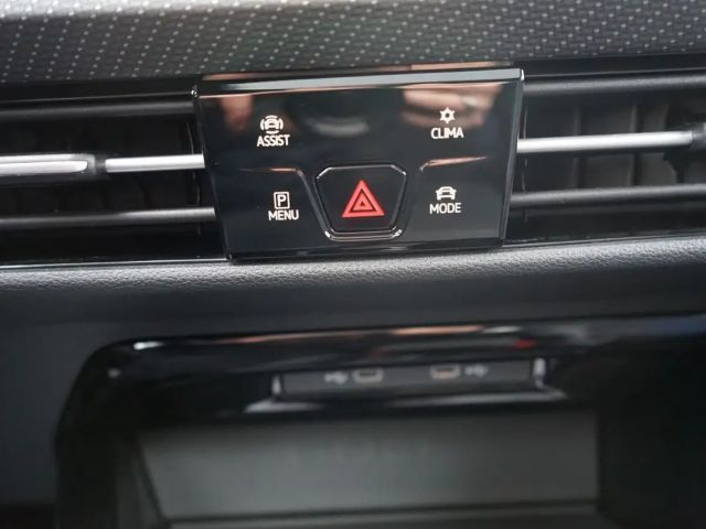 Volkswagen Golf 2.0 TSI Golf VIII